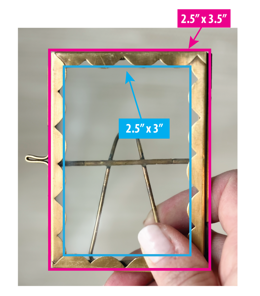 Scalloped Edge Vintage Brass Frame | 2.5"x3.5 " | Keepsake Tabletop Frame