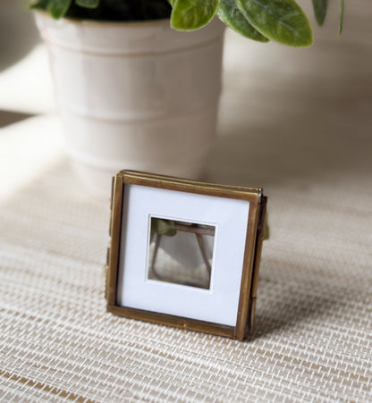 Vintage Keepsake Frame 2"x 2" with Matte