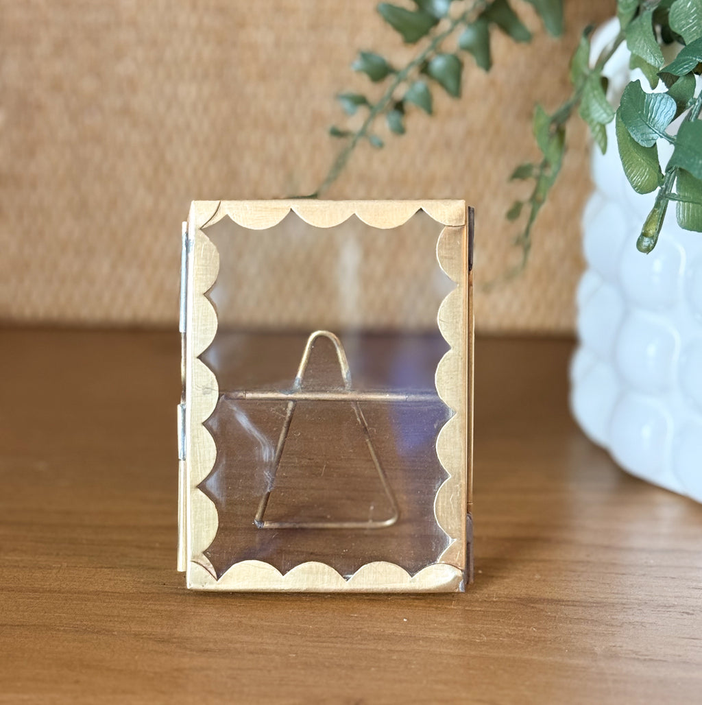 Scalloped Edge Vintage Brass Frame | 2.5"x3.5 " | Keepsake Tabletop Frame