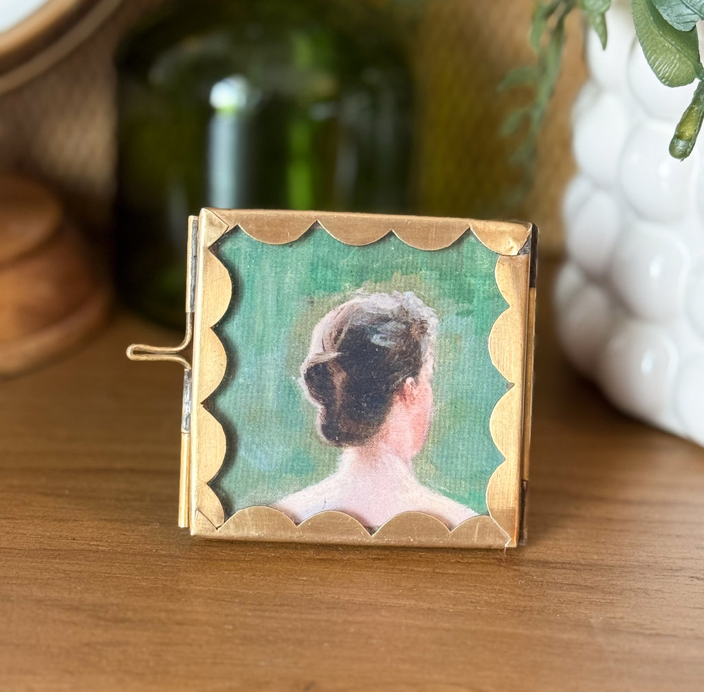 Small Scalloped Edge Brass Frame | 2.5"x2.5" | Whimsical Keepsake | Tabletop Frame
