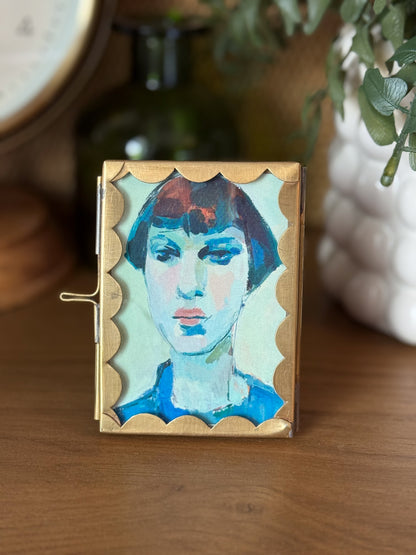 Scalloped Vintage Brass Frame 2.5"x3.5"