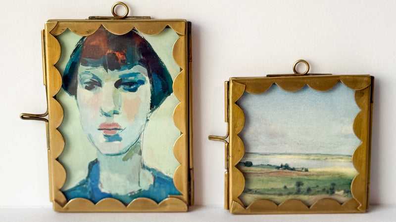 Wall Hanging Scalloped Brass Frame