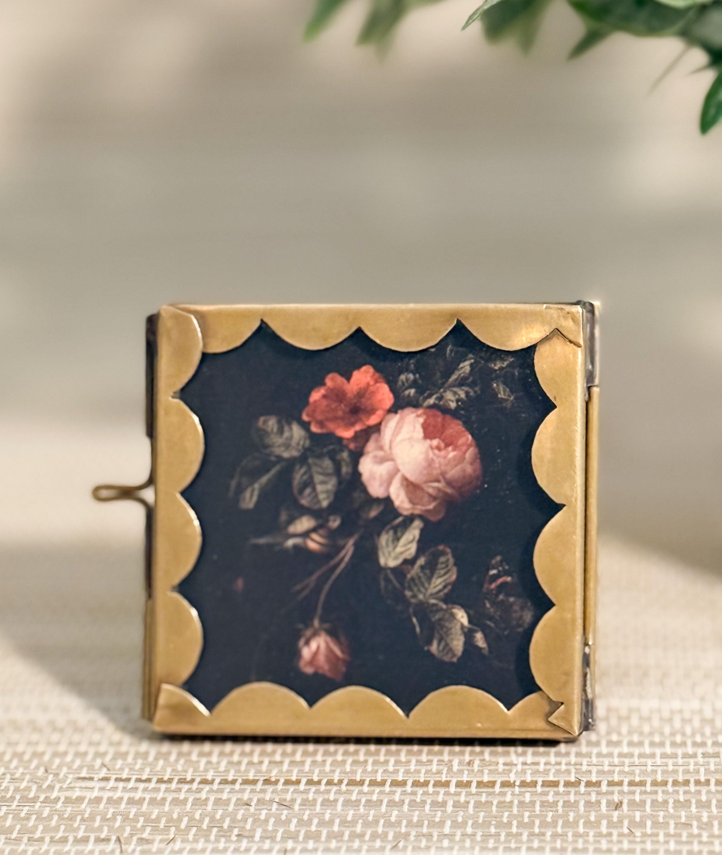 Small Scalloped Edge Brass Frame | 2.5"x2.5" | Whimsical Keepsake | Tabletop Frame