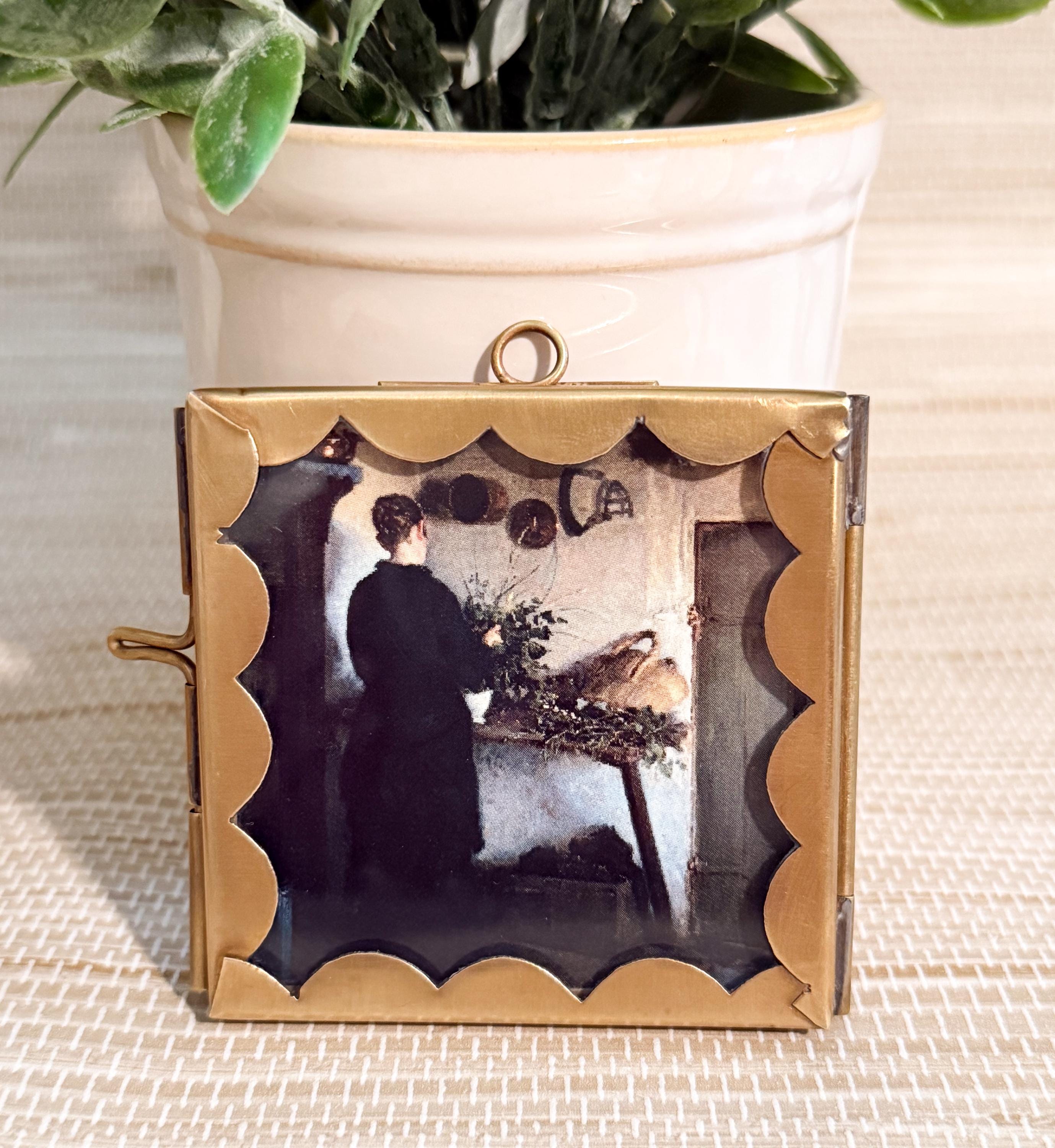Hanging Scalloped Edge Brass Frame | 2.5"x2.5" | Keepsake | Wall Frame