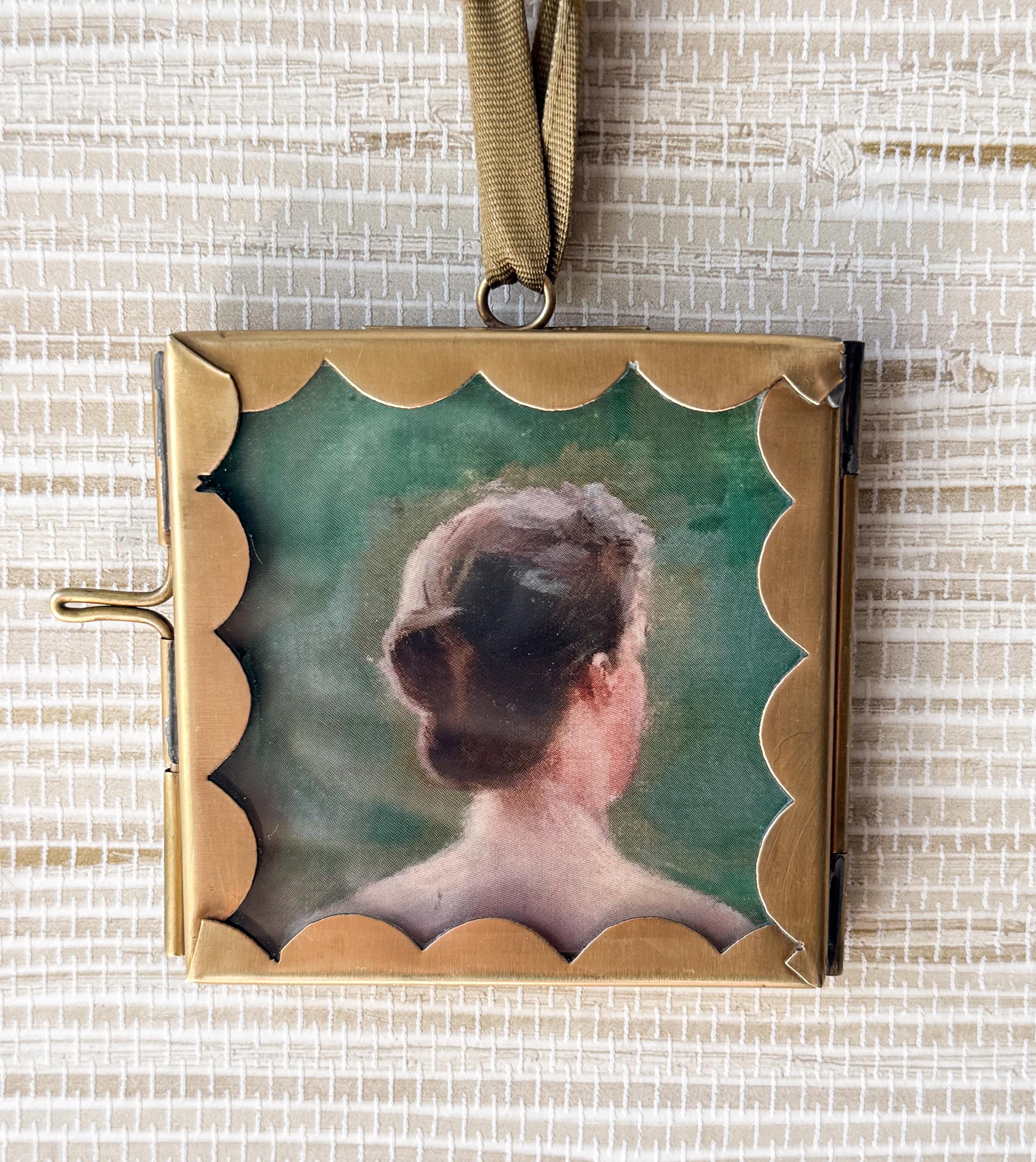 Hanging Scalloped Edge Brass Frame | 2.5"x2.5" | Keepsake | Wall Frame